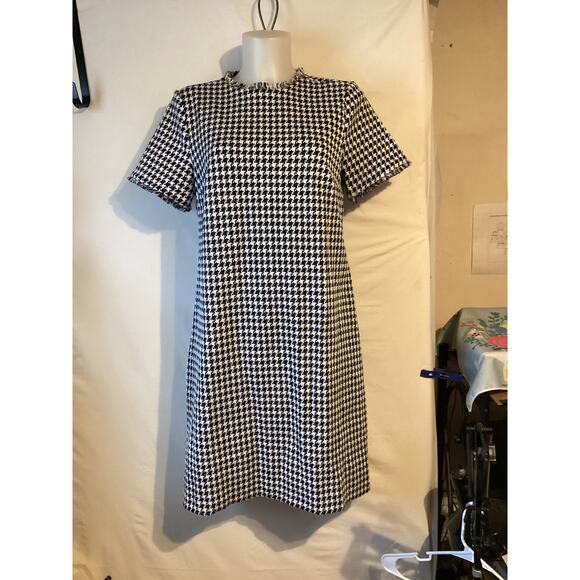 3019 NWT STITCH FIX Violets & Roses Lined Sheath Dress Black White Houndstooth - Picture 1 of 3